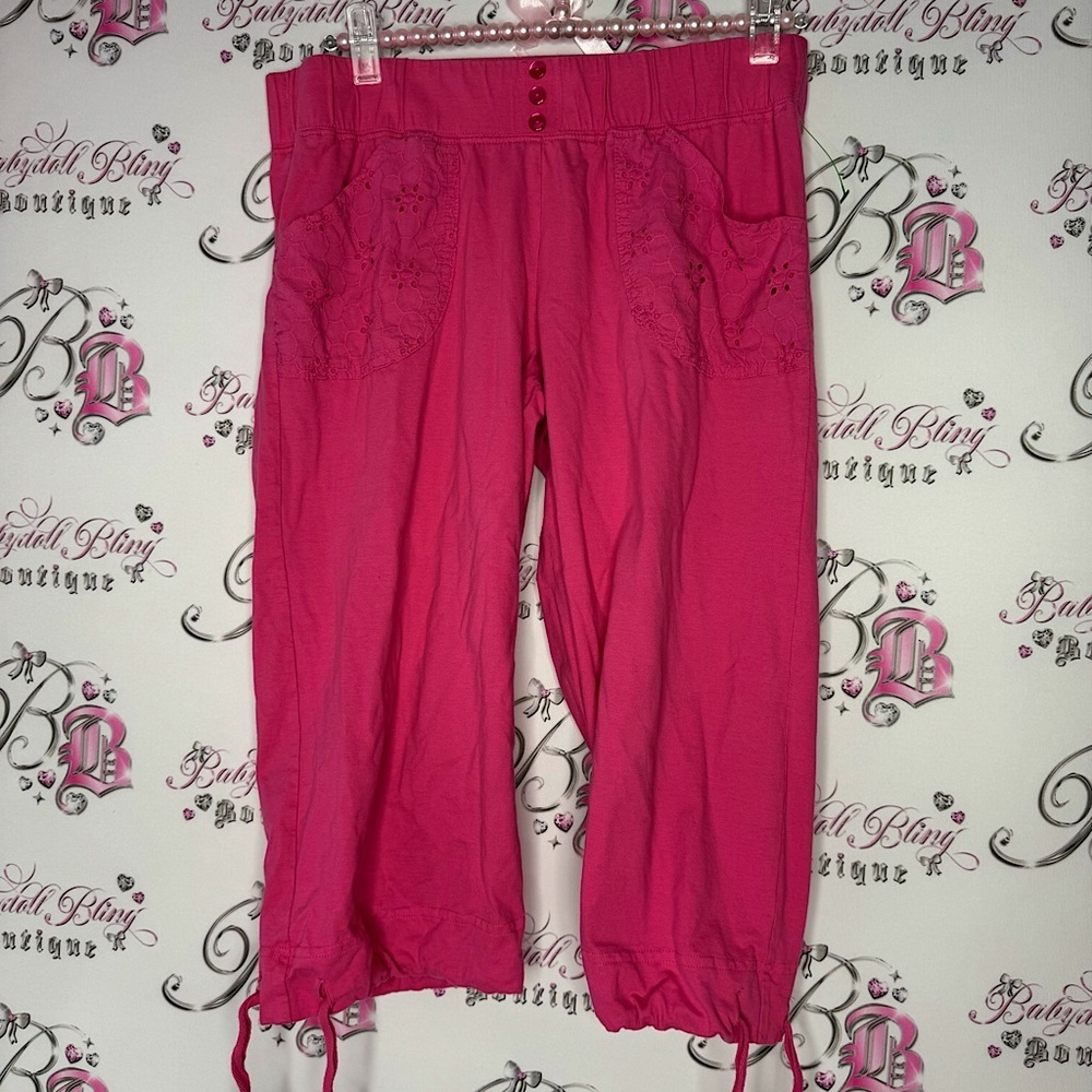 Victoria secret capri pants pink jogger style crochet pockets buttons cute y2k